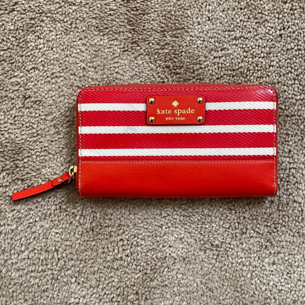 Kate Spade Red and White zip wallet
